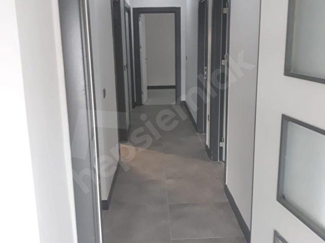 Salihli Cin Emlaktan İzmir Bayraklı Şevket İnce Mah Kiralık 3+1 Doğalgazlı  Daire - Görsel 14