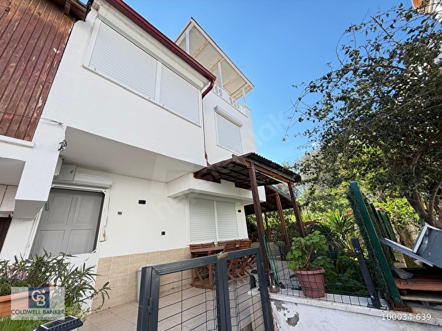 Karaburun Ayıbalığında 3+1 Full Eşyalı Satılık Villa - Görsel 2
