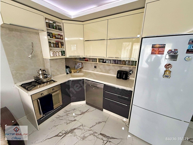 🛑🛑AKTİFTEN AKÇAY MERKEZDE SATILIK MÜSTAKİL TADINDA CAM BALKONLU 1+1DAİRE