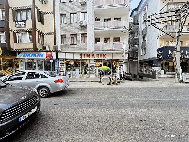 DIKKALDIRIM DA SATILIK CADDE ÜSTÜ 420m2 10m CEPHELİ MAĞAZA - Görsel 18