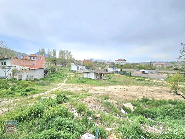 ÖZDEDEDEN SATILIK SARAYKÖY MH GİRİŞİNDE 296 M² MÜSTAKİL BAHÇE - Görsel 9