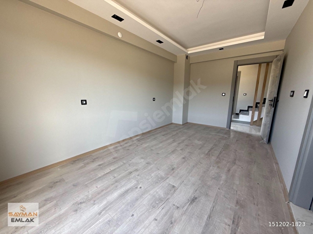 SAYMANDAN HACIAZİZLER GİRİŞİNDE SATILIK 5+1 LÜKS TRİPLEX VİLLA - Görsel 21