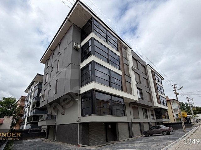 GÖNDER İNŞAAT EMLAK İMARET MAH KALE YAKINI ULTRA LÜKS 4+1 200 M2 GARAJLI E.BANYO G.ODALI PANJURLU - Görsel 2
