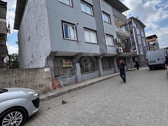 BUCADA İNKILAP IZBANIN YANI 2+1 SATILIK DÜKKAN