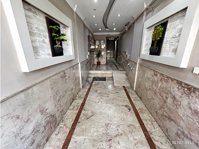 KAHANDAN KARŞIYAKA ÖRNEKKÖYDE SATILIK 3+1 DAİRE - Görsel 3