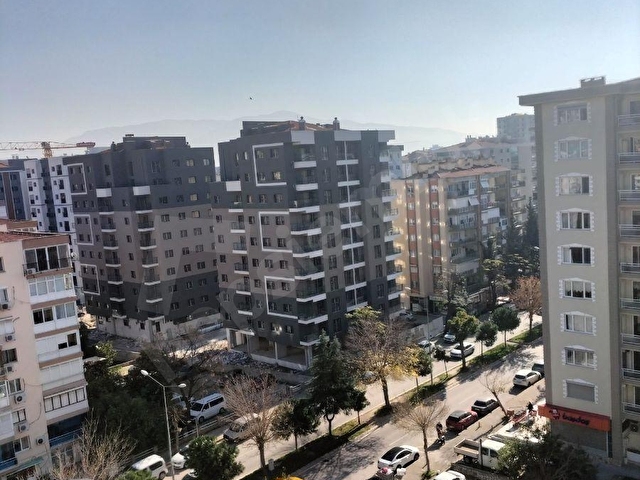 TURYAP TAN BAYRAKLI MANAVKUYUDA SİTE İÇİNDE KİRALIK 3+1 DAİRE - Görsel 8