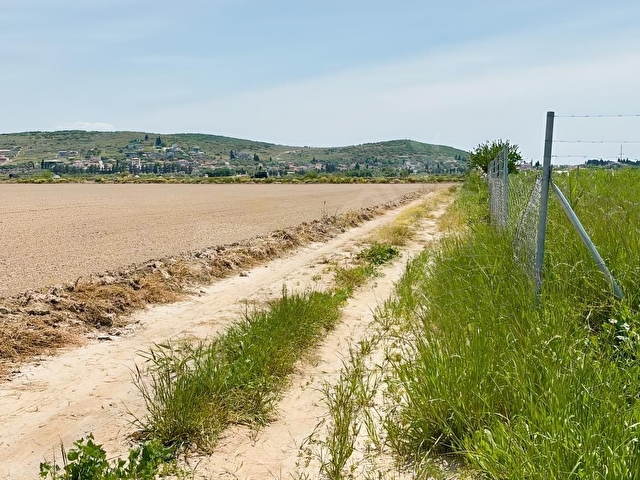 FOÇA İZMİR YOLUNA SIFIR 520 METRE SÜPER KONUMDA - Görsel 2