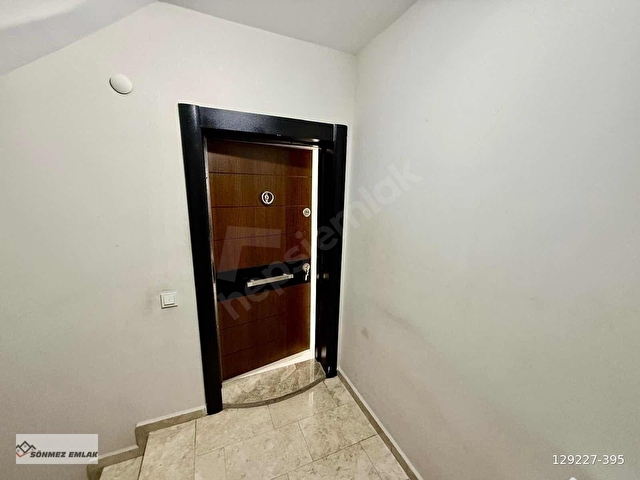 BARIŞ DA 4+1 140 M GD YOL CEPHE KULLANIŞLI DUBLEX DAİRE - Görsel 2