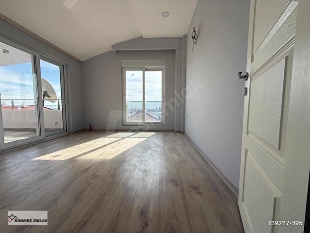 BARIŞ DA 4+1 140 M GD YOL CEPHE KULLANIŞLI DUBLEX DAİRE - Görsel 13