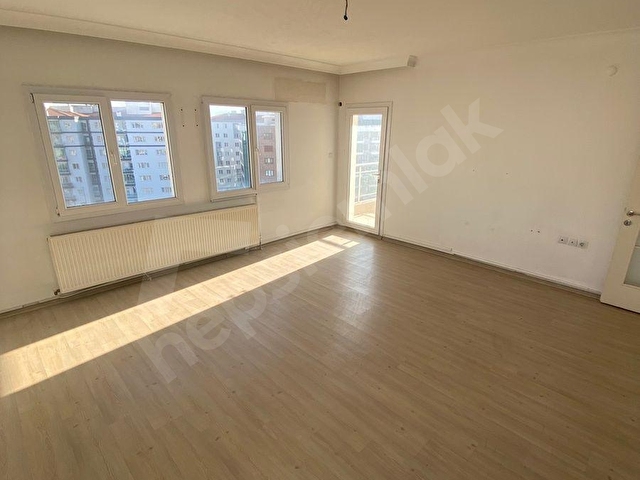 8.450.000 TL BAYRAKLI SALHANE DE DENİZ MANZARALI DAİRE - Görsel 3