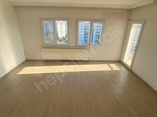 8.450.000 TL BAYRAKLI SALHANE DE DENİZ MANZARALI DAİRE - Görsel 5