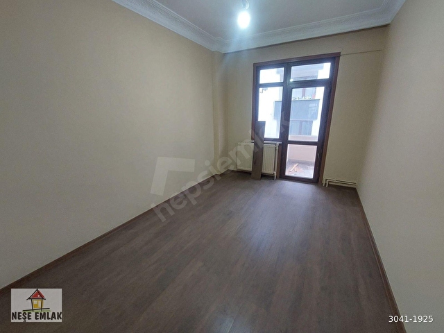 NEŞE EMLAKTAN..CUMHURİYET CADDESİ ÜZERİNDE FISTIKAĞACI IŞIKLAR - Görsel 15