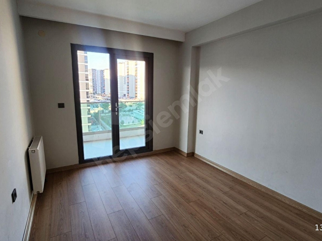 Cumhuriyet Mahallesinde Plus Life da 4+1 Kiralık Daire - Görsel 12