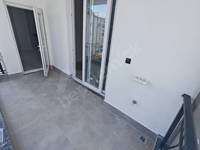 KEPEZ AKTOPRAK MAHALLESİ HAVUZLU SİTEDE KATTA 2+1 SATILIK DAİRE - Görsel 9