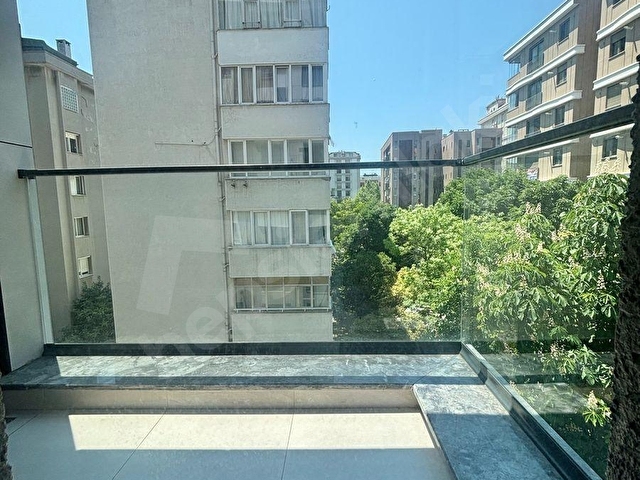 AGİOSTAN BAĞDATA ÇOK YAKIN 140M2 3+1 BALKONLU EBEVEYNLİ BOŞ - Görsel 9