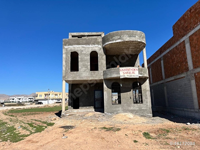 Ruhsatlı satılık villa