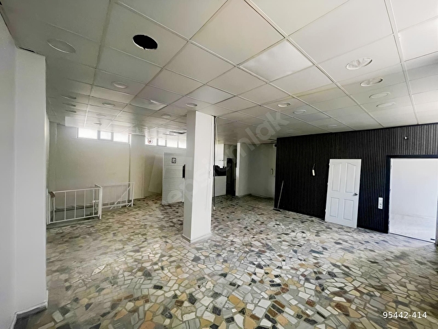 BAYRAMPAŞA ALTINTEPSİ MAH. LOZAN SOKAK TA 220m² KİRALIK İŞYERİ!