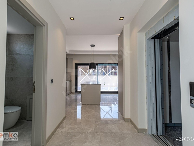 Yelkide 5+2 Asansörlü Satılık Lüks Villa - Görsel 19