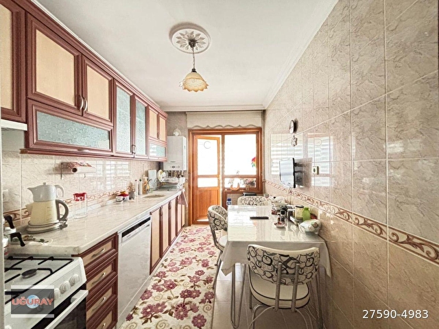 UĞURAY EMLAK TAN  DİKMEN CD 2 BİNA MESAFEDE ARAKATTA ASANSÖRLÜ 3+1 DAİRE - Görsel 2
