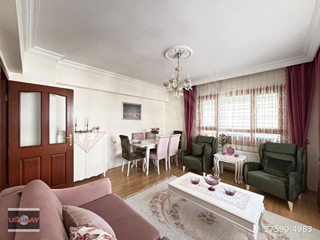 UĞURAY EMLAK TAN  DİKMEN CD 2 BİNA MESAFEDE ARAKATTA ASANSÖRLÜ 3+1 DAİRE