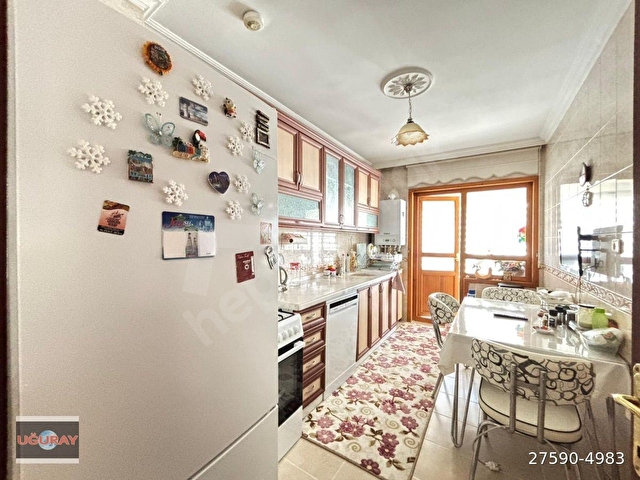 UĞURAY EMLAK TAN  DİKMEN CD 2 BİNA MESAFEDE ARAKATTA ASANSÖRLÜ 3+1 DAİRE - Görsel 9