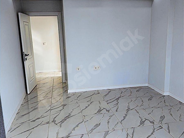 İZMİR TORBALIDA PRESTİJLİ SİTE İÇERİSİNDE 3+1 LÜKS YAŞAM ALANI - Görsel 16