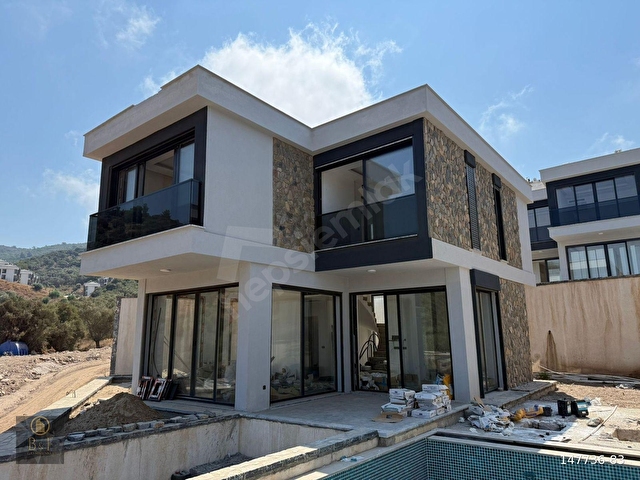 Muğla Milas Güllük Mahallesinde ULTRA LÜKS MÜSTAKİL VİLLA - Görsel 20