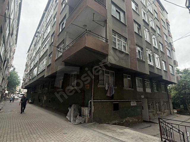 KİRAZLIDA SİTE İÇERİSİNDE 2+1 85 m2 BALKONLU GENİŞ DAİRE - Görsel 16