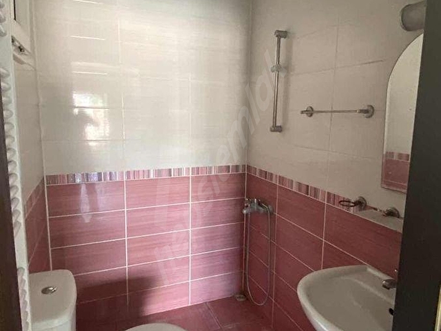 BODRUM YOLU ÜSTÜNDE DOĞAL GAZLI GENİŞ 3+1 DAİRE - Görsel 19