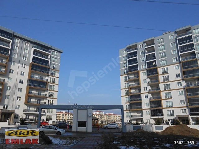AKİTten KAYAPARK SİT YÜZ HAVZ EŞYALI KİRACILI İSKANLI GÜNEY1+1