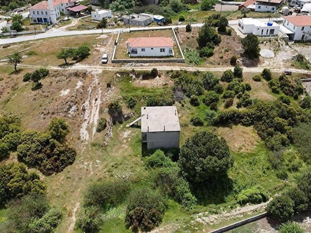 Milas Çamlıyurtta satılık müstakil iki katlı ev Harmaya - Görsel 8