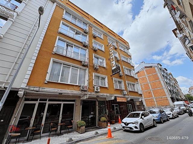 Bahçelievlerde 28 oda 70 yataklı faal satılık otel