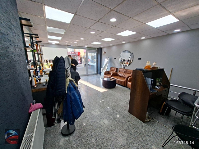 Pendik Şeyhli Okul sokak 40m2 düz giriş 40 m2 depolu iş yeri - Görsel 12
