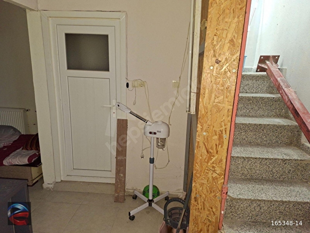 Pendik Şeyhli Okul sokak 40m2 düz giriş 40 m2 depolu iş yeri - Görsel 28
