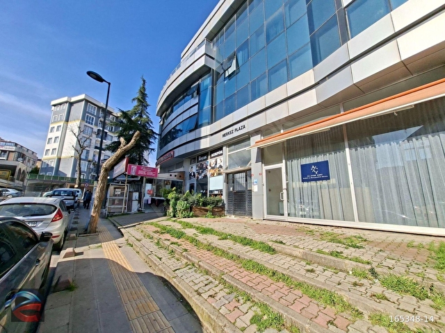 Pendik Şeyhli Okul sokak 40m2 düz giriş 40 m2 depolu iş yeri - Görsel 6