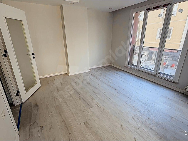 AVCILAR REŞİTPAŞA CADDESINE YAKIN ÖN CEPHE 1.KAT DAİRE - Görsel 4