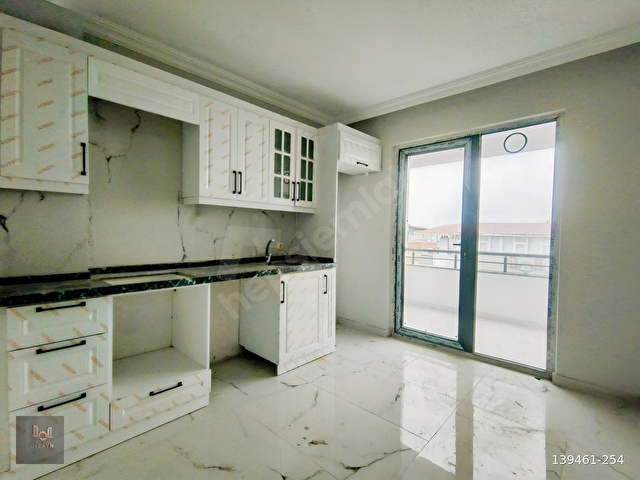 CENGİZ TOPEL CADDESİ ÜZERİNDE DENİZ MANZARALI SATILIK 3+1 DAİRE - Görsel 19