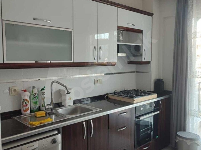 Sığacık merkezde kapalı mutfaklı ebeveyn banyolu 2+1 - Görsel 10