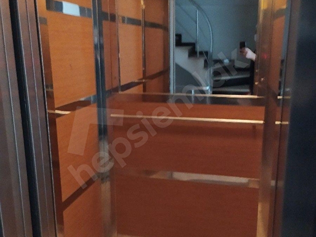 ÇARŞIDA,CADDE ÜSTÜ,HER YERE YAKIN,KOMBİLİ,EŞYALI KİRALIK STÜDYO DAİRE - Görsel 11