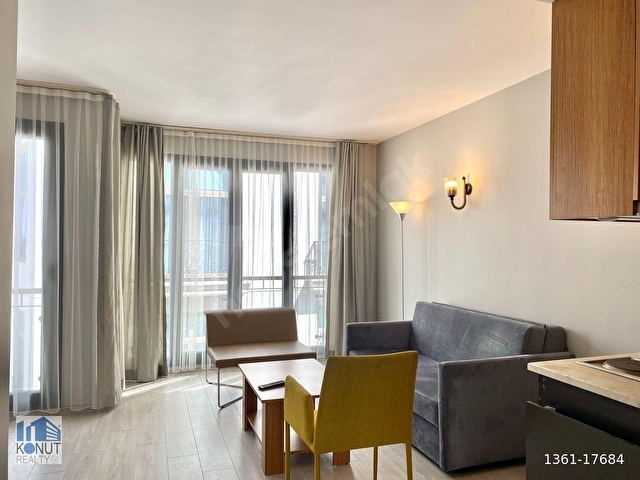 KONUT REALTY | Gümüşsuyunda 4.Kat, 1+1 Mobilyalı Daire - Görsel 2