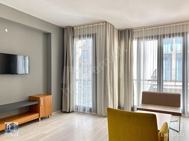 KONUT REALTY | Gümüşsuyunda 4.Kat, 1+1 Mobilyalı Daire