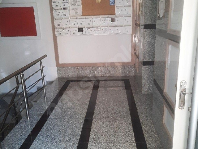 TONGUC CAD UZERINDE İŞ MERKEZİNDE KİRALIK ON CEPHE  MOBLELI 2+1 OFİS KATI - Görsel 6
