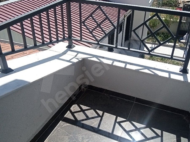 Maliyeti ne satılık iskanlı ruhsatlı villa - Görsel 26