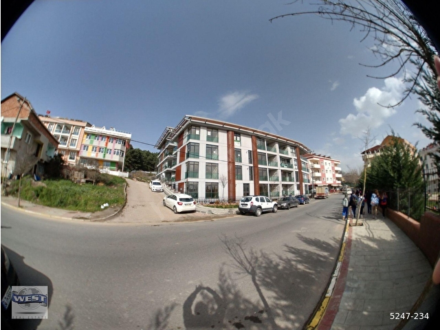 ÇEKMEKÖY, PLATİN EVLERDE, GÜNEY CEPHE, 220 m2 KEYİFLİ ÇATI DUBLEX - Görsel 29