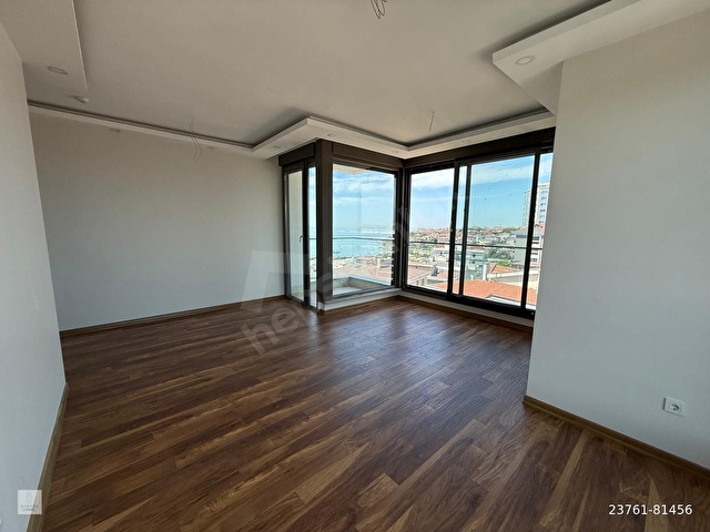 KALAMIŞTA DENİZ MANZARALI SIFIR BİNADA ARMADADAN 105M²NET - Görsel 4