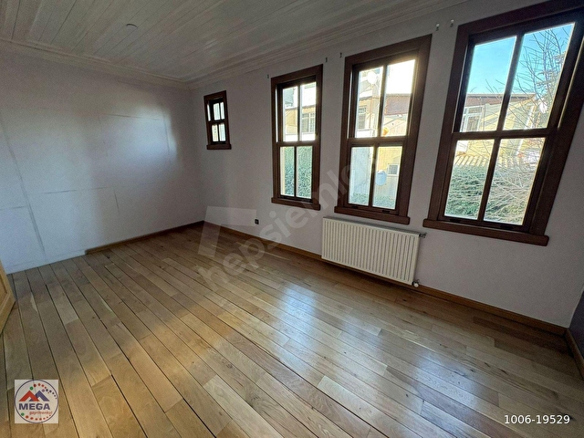 Reşitpaşada Yapılı Ahşap Bina - Görsel 14