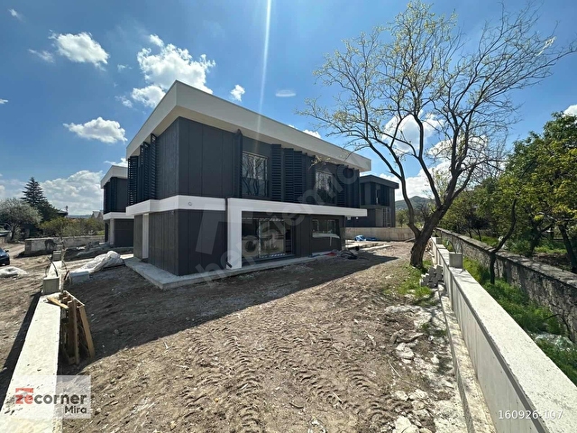 ERENKÖYDE SATILIK VİLLA - Görsel 15