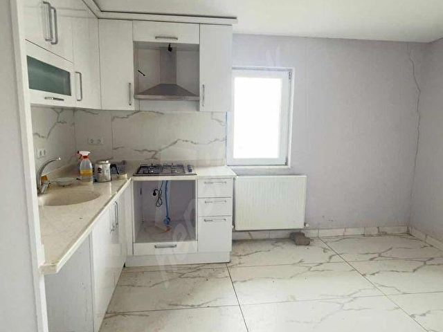AKSARAY YOLUNA CEPHELİ MÜKEMMEL KONUMDA KİRALIK İŞYERİ - Görsel 14
