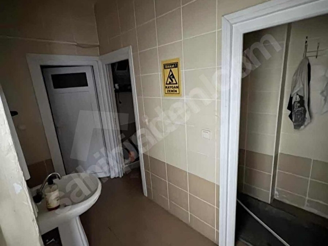 Mutsan sanayi sitesinde kiralık 250 m2 imalathane ofis - Görsel 3