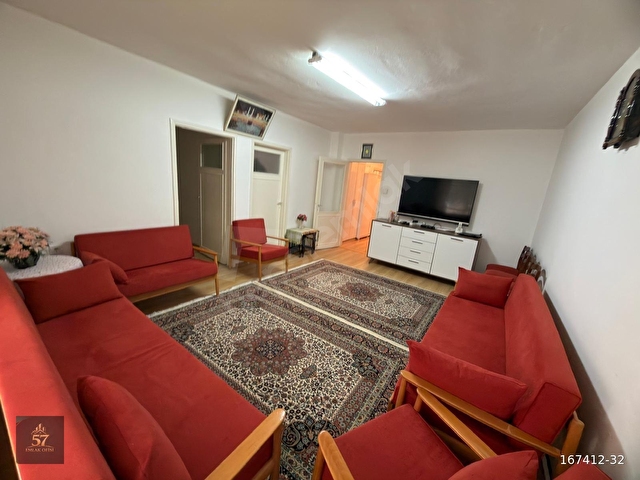 ETLİK MERKEZDE 2+1/1.KAT ÖN CEPHE MÜKEMMEL KONUMDA DAİRE - Görsel 15